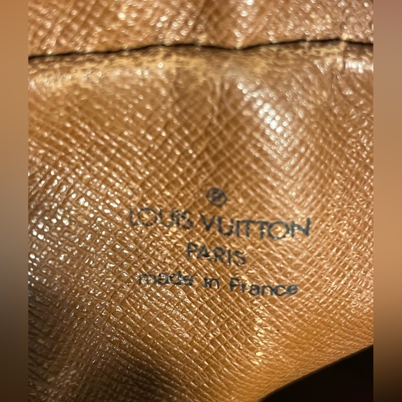 SOLD: Louis Vuitton Monogram Danube Crossbody w/ dust bag 💕Host Pick💕 - Picture 9 of 16